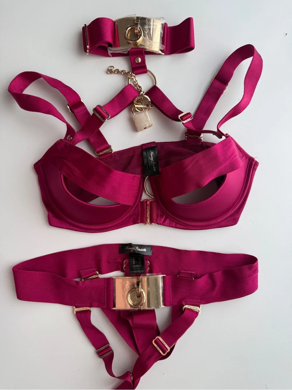 New Honey birdette Set Red Chastity Strap Satin Harness Bra 10dd 32 dd e panty S